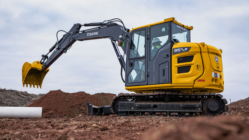 Deere and FTC Settle, Another Suit in Process